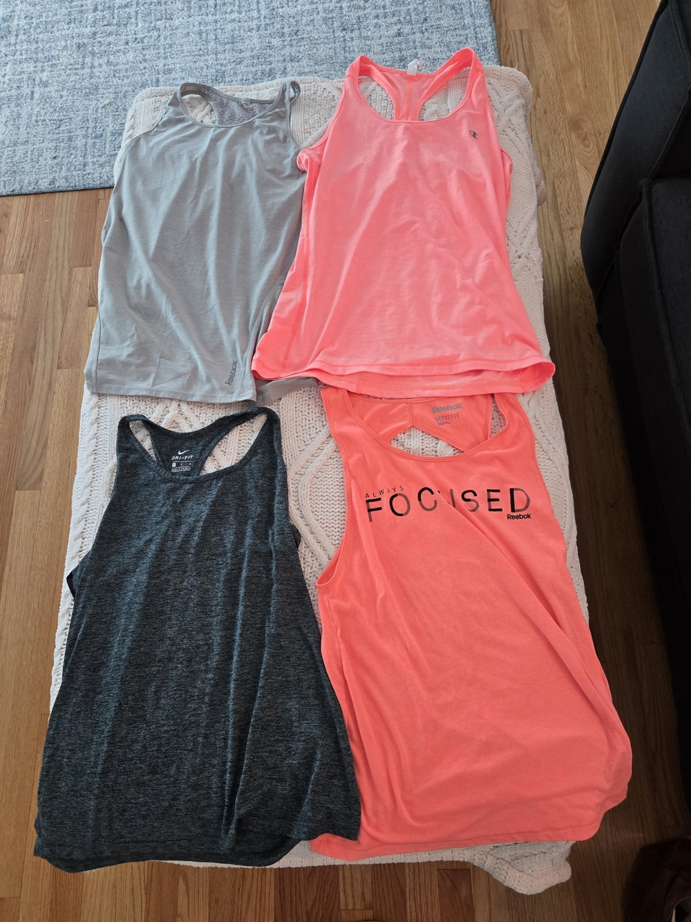 Women 4 Racerback Tanks M